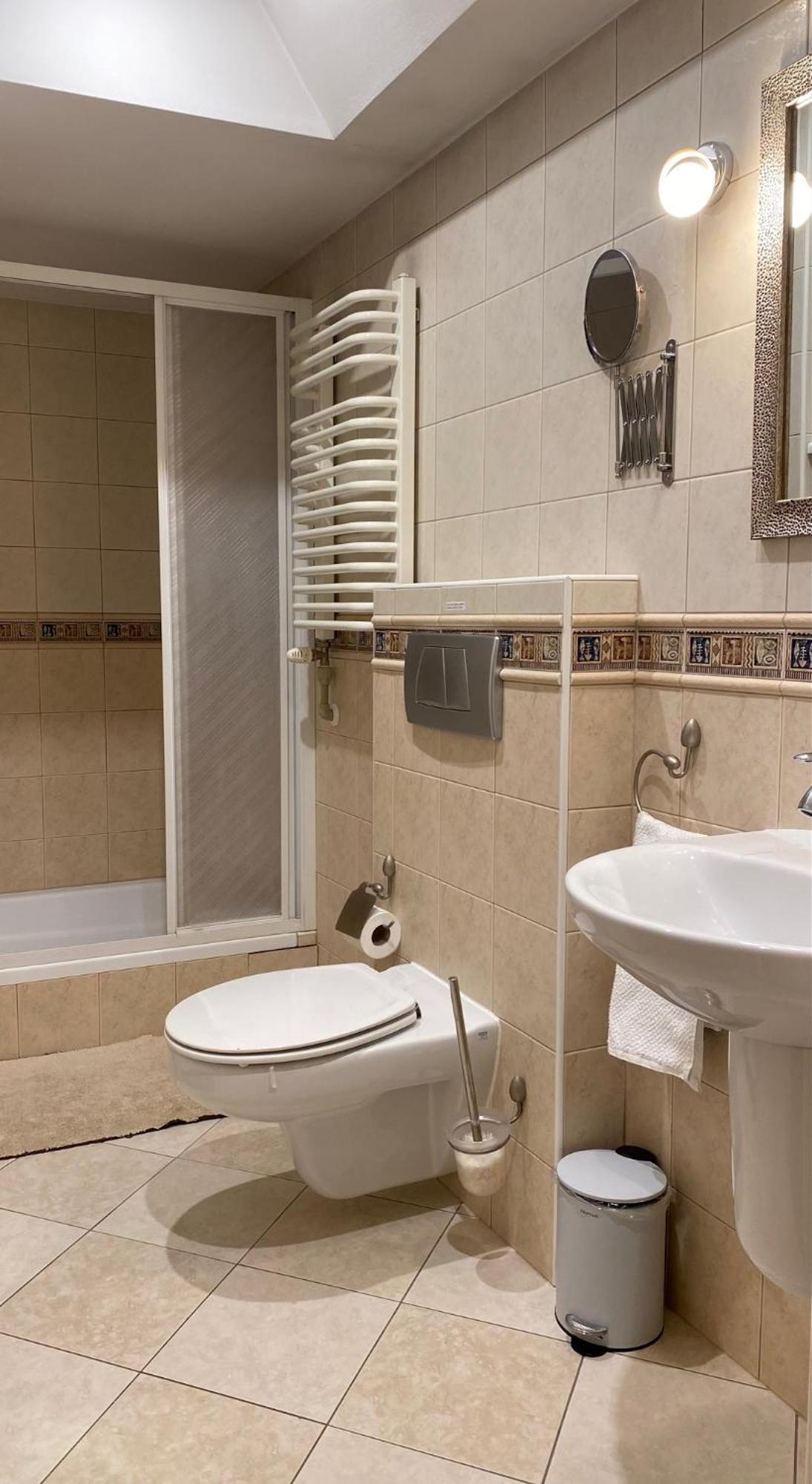 Apartament Plac Moniuszki 11 Kielce Extérieur photo